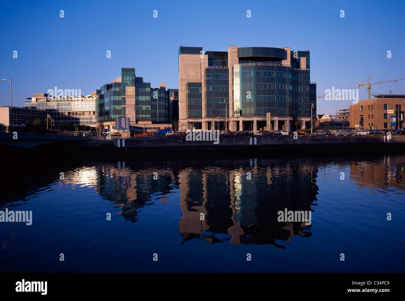 Dublino. Co Dublin , Ireland;vista esterna del Centro Servizi Finanziari Internazionali Foto Stock