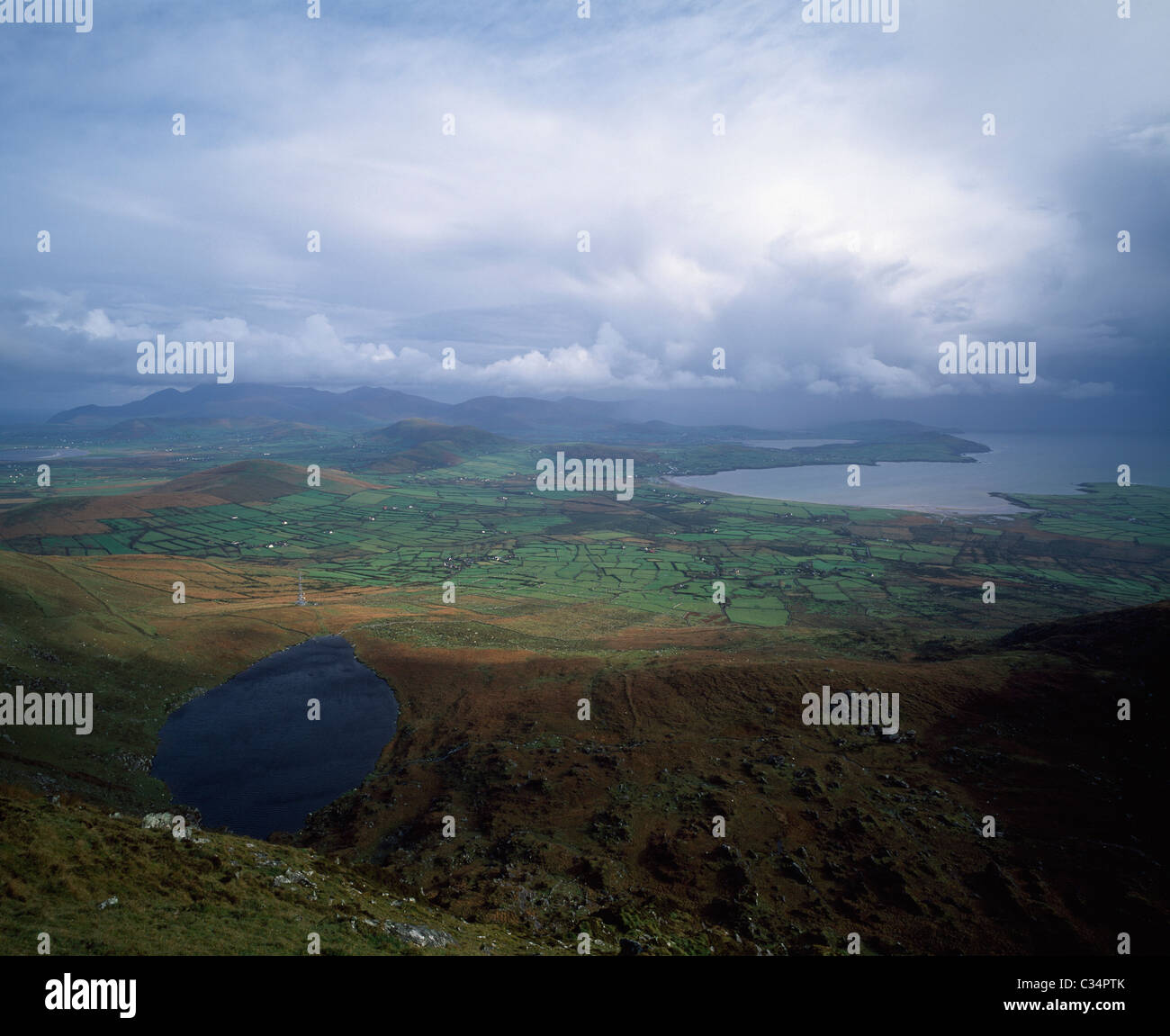 Penisola di Dingle,Co Kerry,l'Irlanda;Vista della penisola di Dingle da Mount Eagle Foto Stock