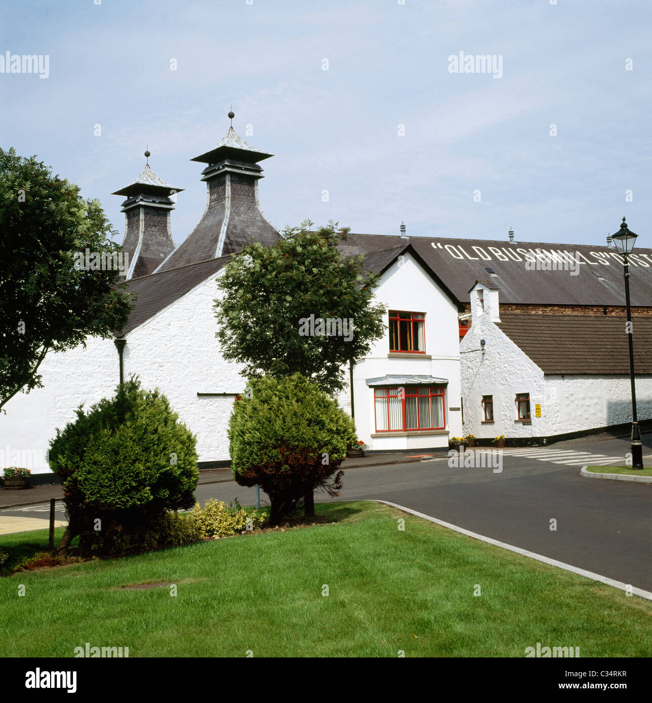 Old Bushmills Distillery,Co Antrim, Irlanda del Nord;Distilleria popolari Foto Stock