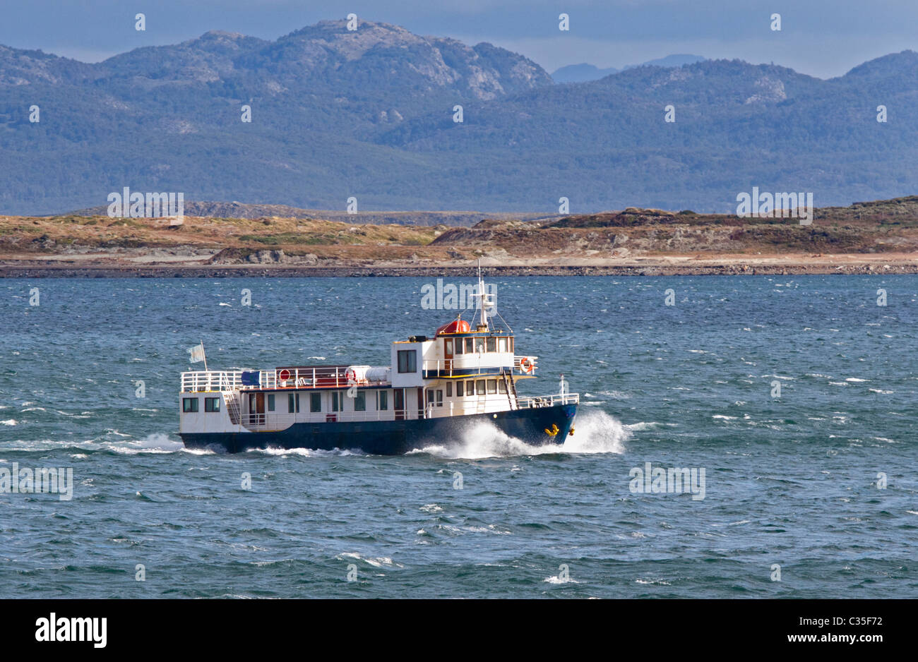 Imbarcazione da diporto nel Canale del Beagle, Tierra del Fuego, Argentina/Cile Foto Stock