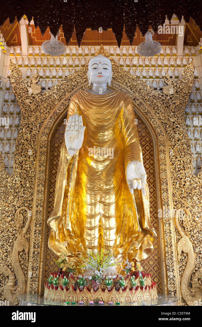 Dhammikarama Tempio birmano in Penang, Malaysia- Buddha gigante 3 Foto Stock
