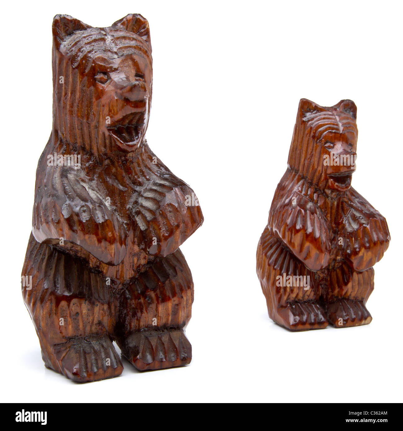 Coppia di Foresta nera in legno intagliato orsi. Foto Stock