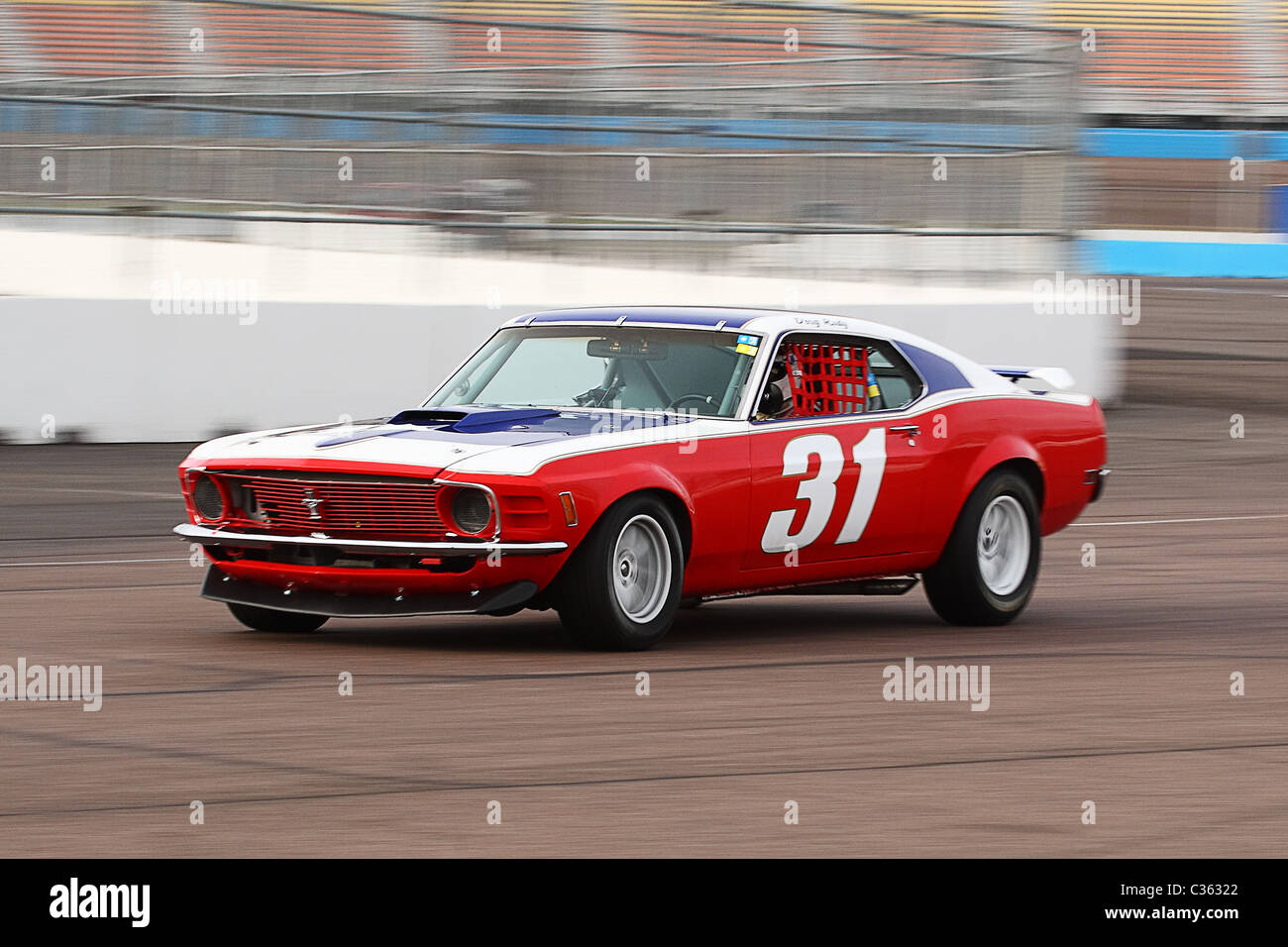 Panoramica di un rosso 1970 Ford boss 302 Foto Stock