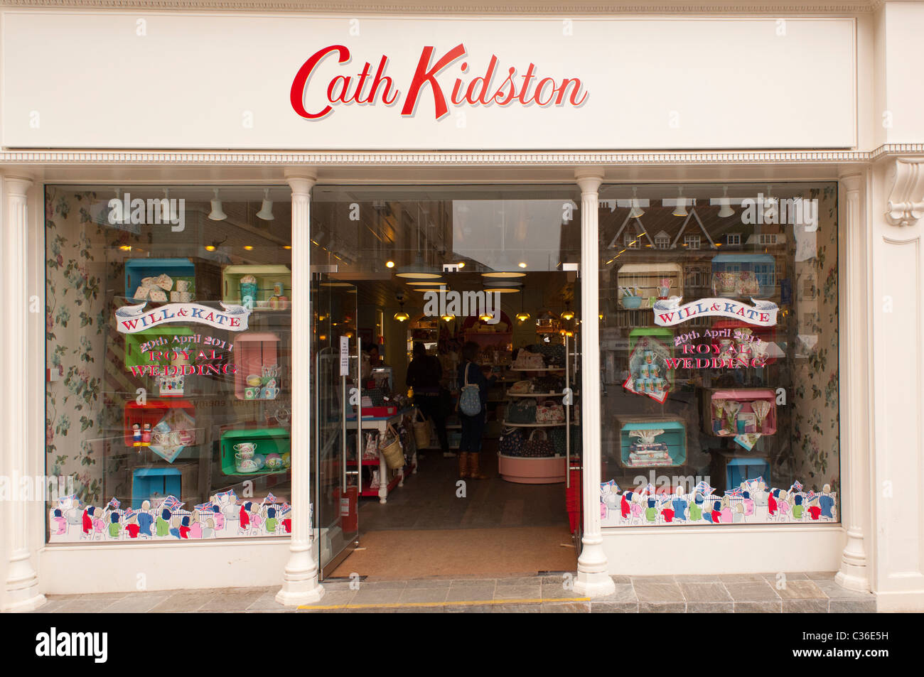 La Cath Kidston shop store in Cambridge , Cambridgeshire , Inghilterra , Inghilterra , Regno Unito Foto Stock La Cath Kidston shop store in Cambridge , Cambridgeshire , Inghilterra , Inghilterra , Regno Unito Foto Stock