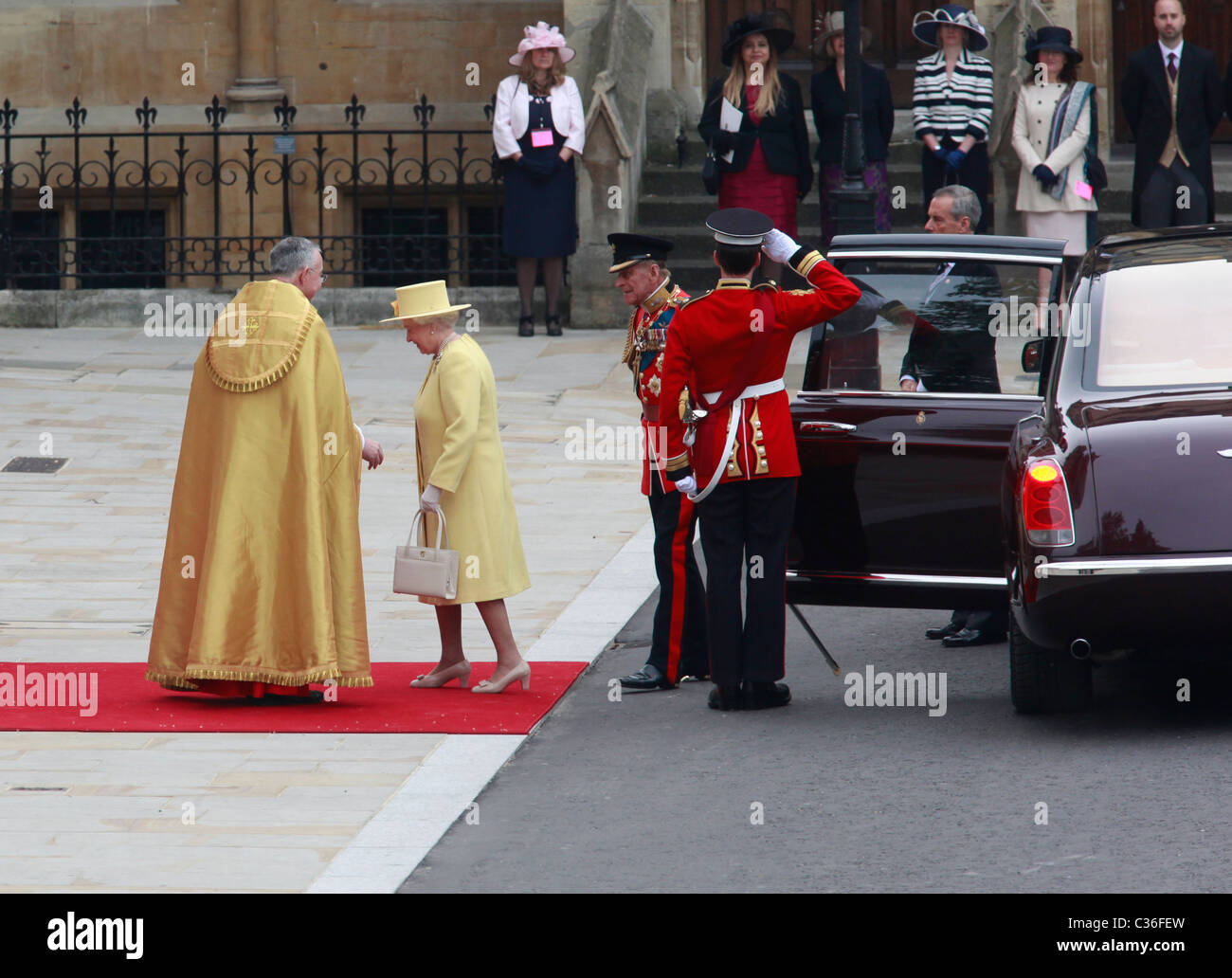 La Regina Elisabetta II e il Principe Filippo Royal Wedding Westminster Abbey Abbazia di Westminster Londra Inghilterra 29 aprile 2011 Foto Stock