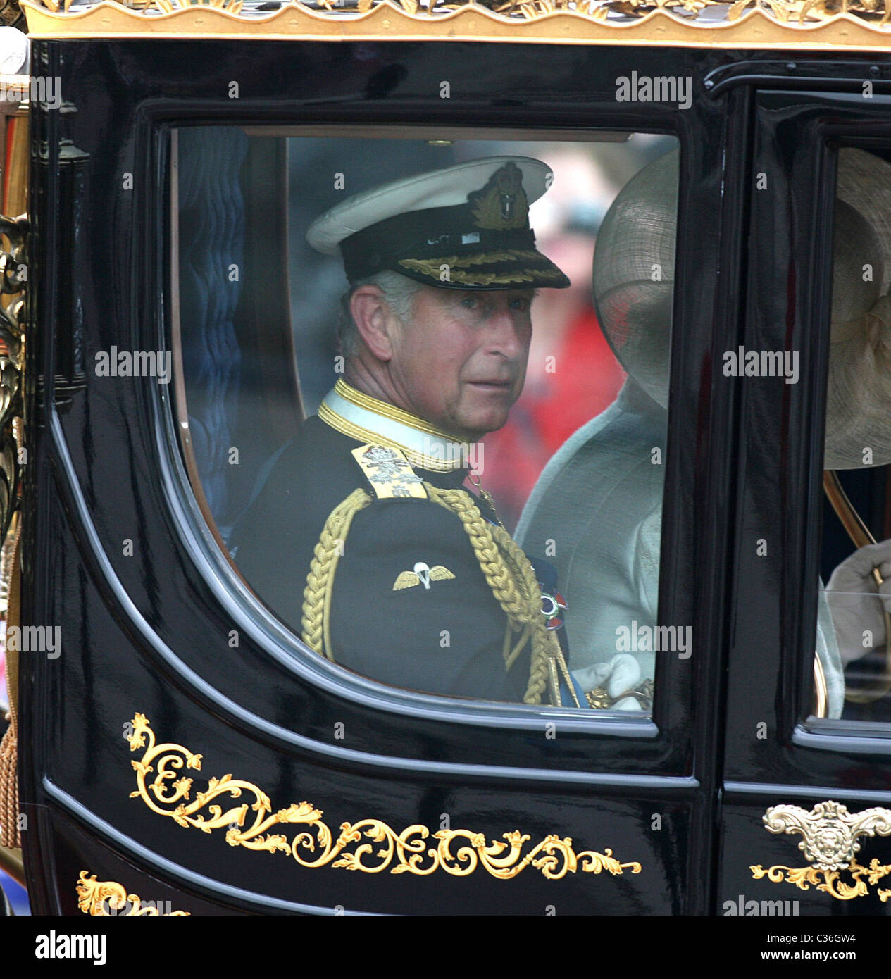Royal Wedding Prince Charles e Camila sul loro modo torna a Buckingham Palace dopo il matrimonio di oggi oggi. 29/04/2011 ABC0411 Foto Stock