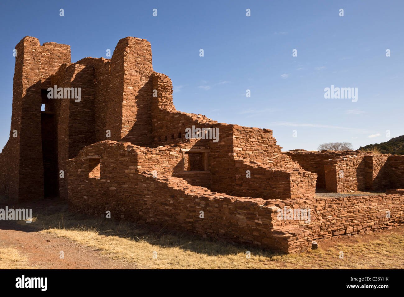 Il coloniale spagnolo chiesa alla missione Abo, Salinas Pueblo Missions National Monument, Nuovo Messico, Stati Uniti d'America. Foto Stock