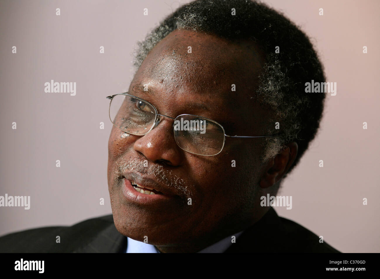 Il rev. Dr Samuel Kobia, WCC segretario generale 2004-2009 Foto Stock