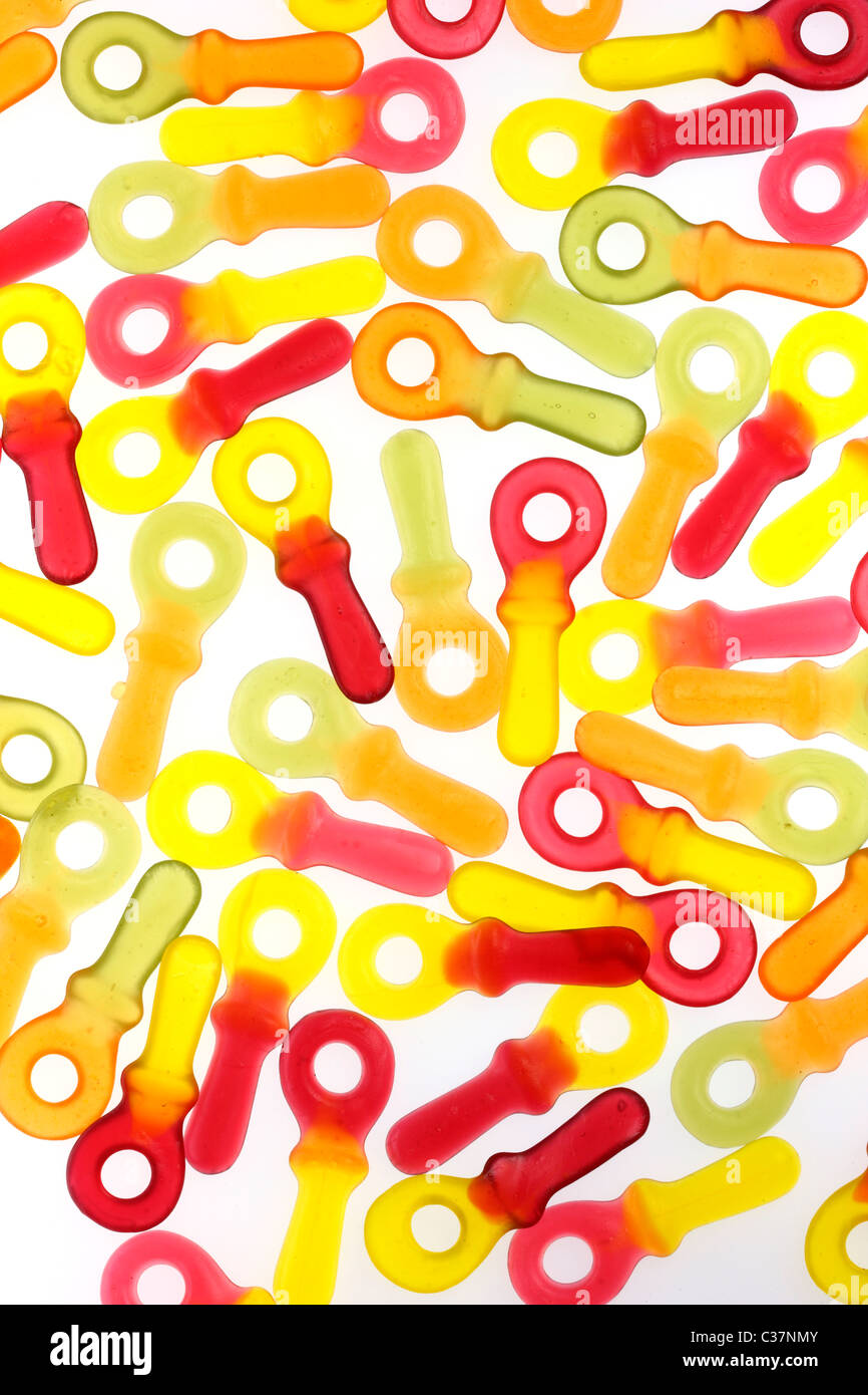 Caramelle gommose, diversi colori, gusto, contiene un sacco di zucchero e aromi artificiali. Forma di bimbo di dummy. Foto Stock