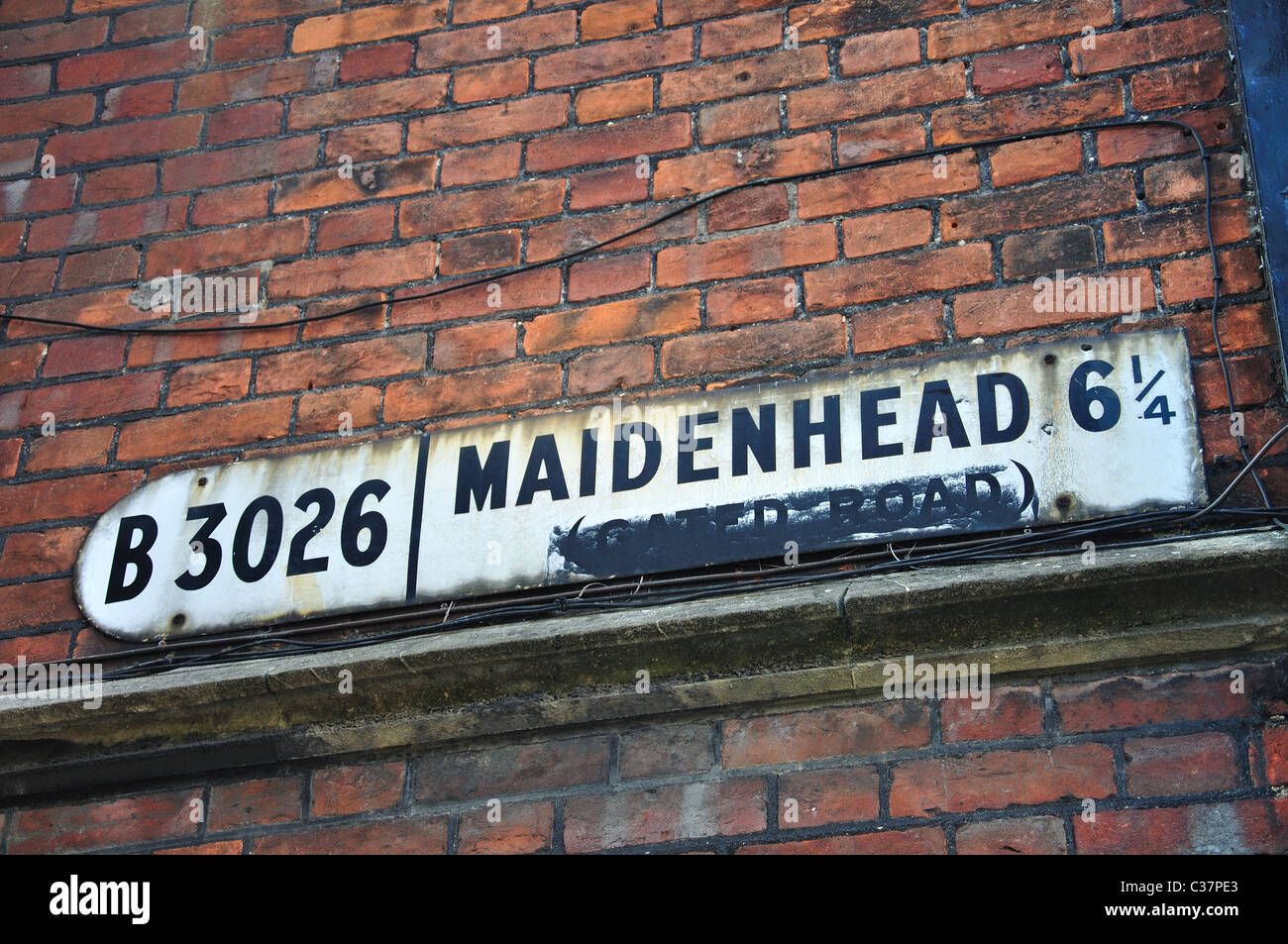 Vecchio Maidenhead cartello stradale, Eton, Berkshire, Inghilterra, Regno Unito Foto Stock