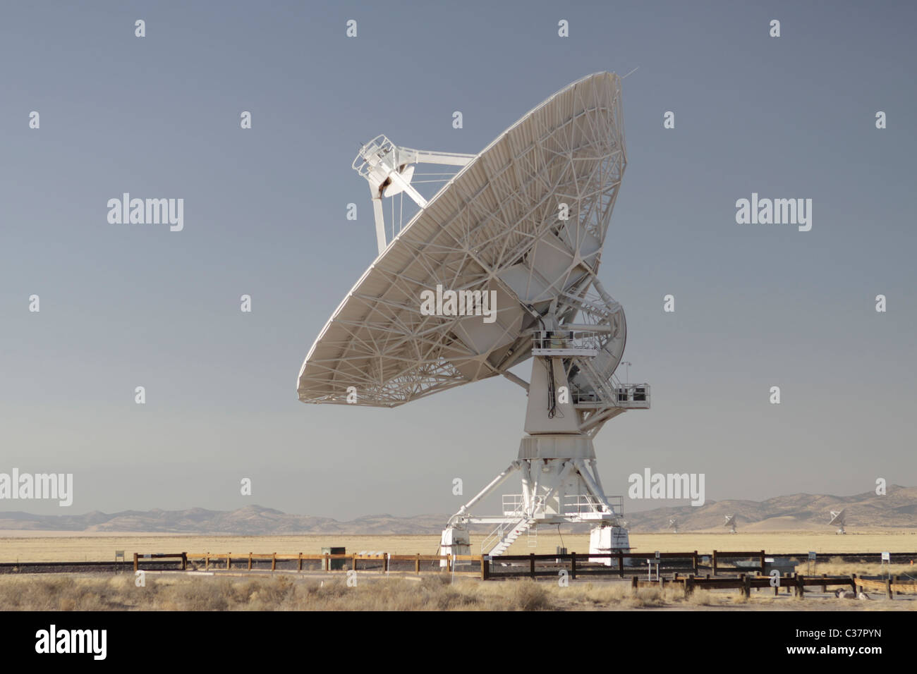 Molto grande schiera (VLA) radio astronomia osservatorio situato nei pressi di Socorro, Nuovo Messico, Stati Uniti d'America. Foto Stock