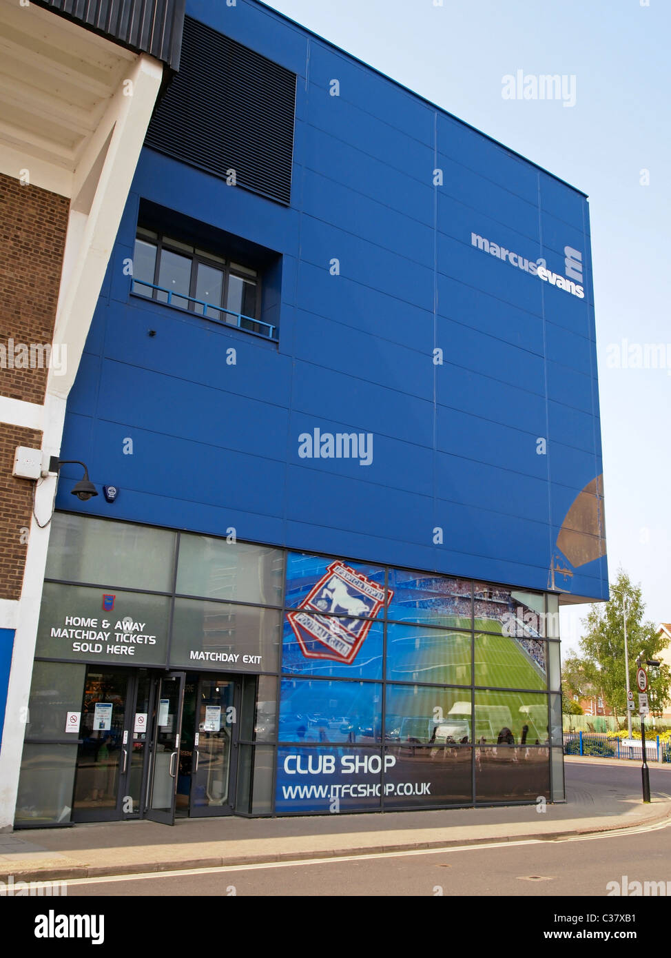 Il club shop a Portman Road, casa di Ipswich Town Football Club Foto Stock