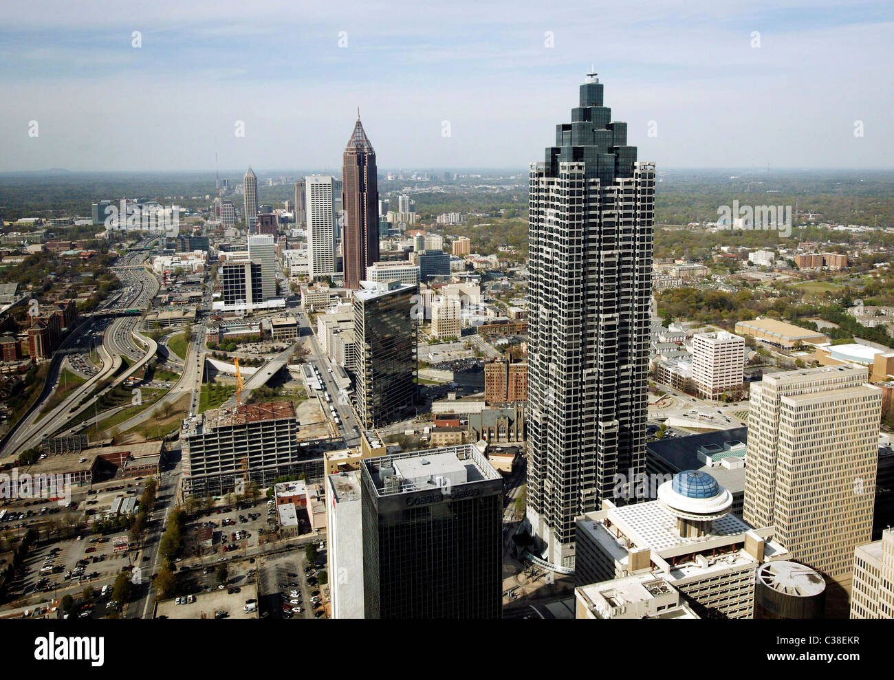 Il Atlanta skyline compreso Sun Trust Plaza in Atlanta, GA. Foto Stock