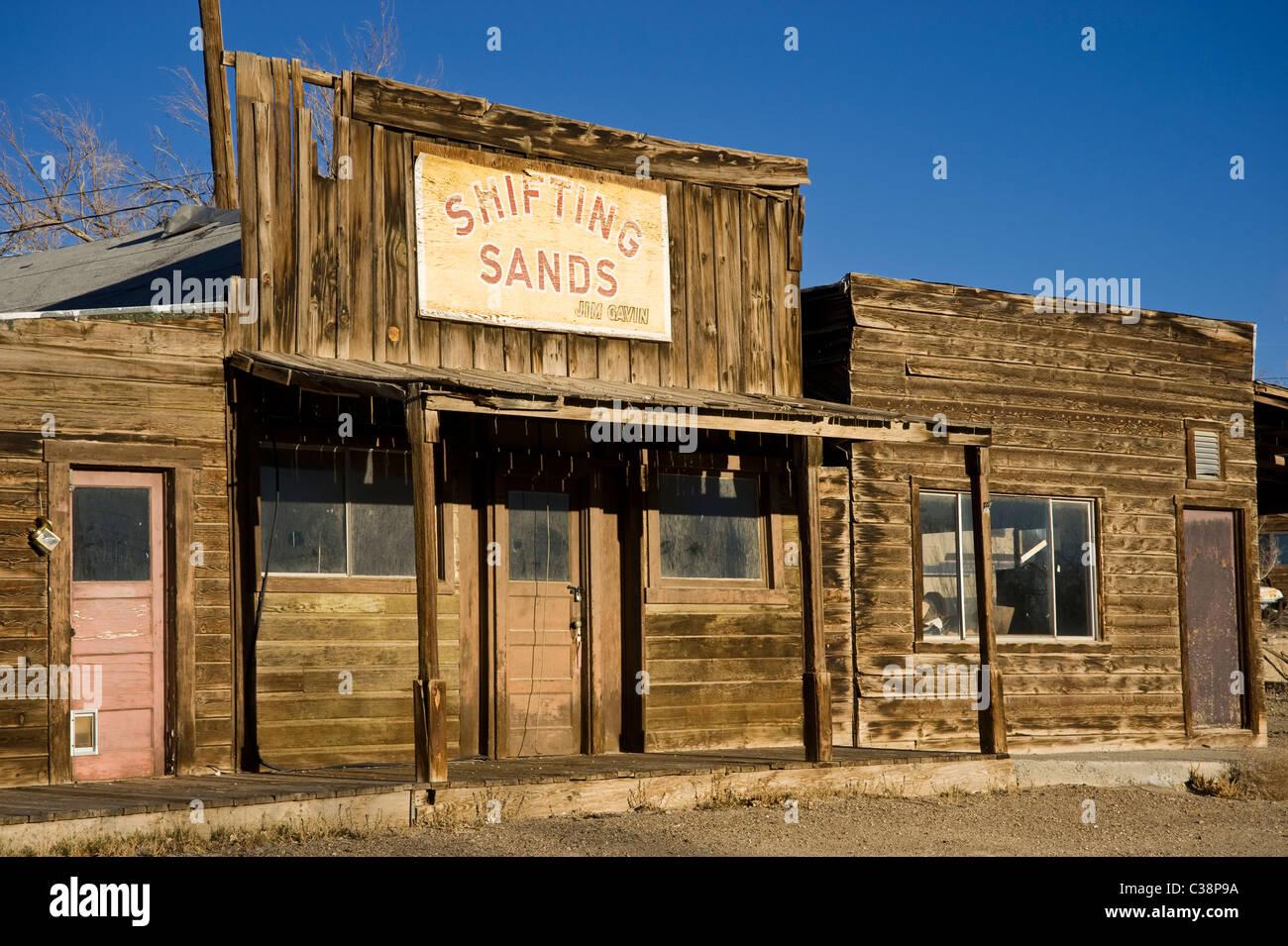 Shifting Sands General Store, frontiera selvaggia del West, Silver Peak Nevada, Stati Uniti Foto Stock