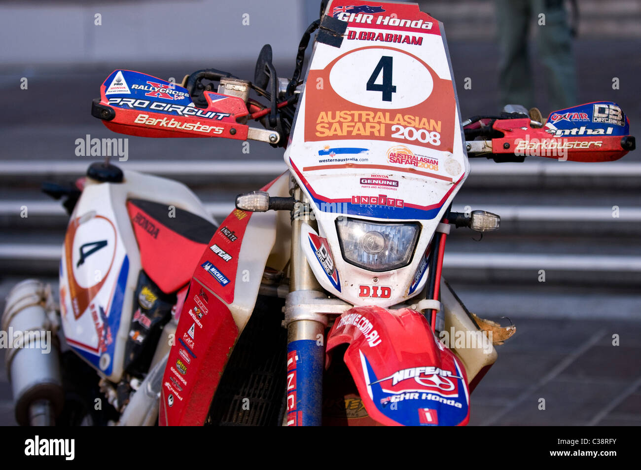 Rally dirt bike, Australasian Safari Rally 2008, Forrest Place, Perth, Western Australia Foto Stock