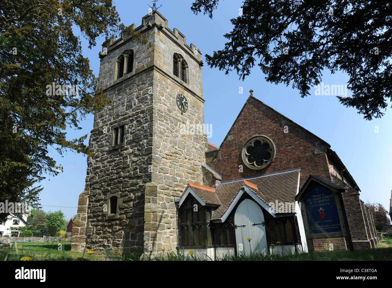 Poco Wenlock chiesa di San Lorenzo Shropshire England Regno Unito Foto Stock