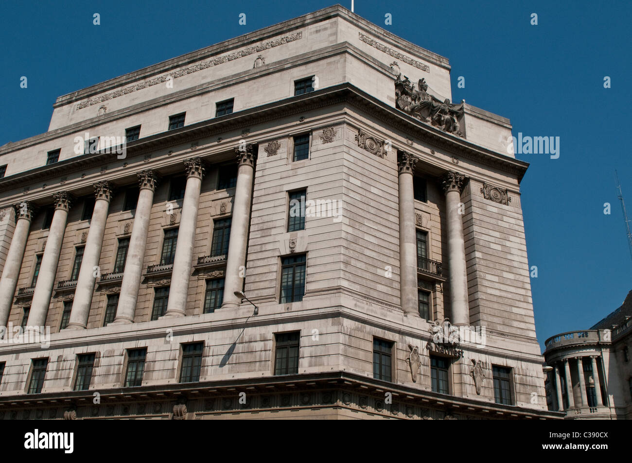 NatWest Bank building presso la banca, città di Londra, Regno Unito Foto Stock