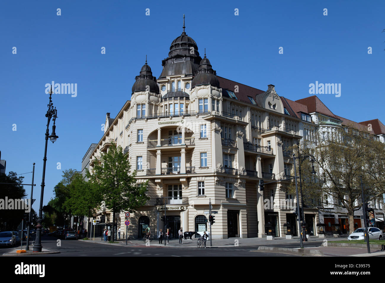 Berlino, commerciale e residenziale di casa a Kurfuerstendamm Leibnitzstr angolo. Ue/DE/DEU/ Germania/ Capitol Berlino. Foto Stock