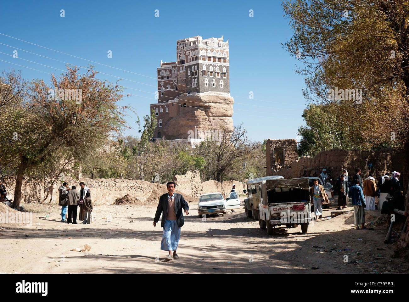 Dar al Hajar palace a Wadi Dhahr yemen Foto Stock