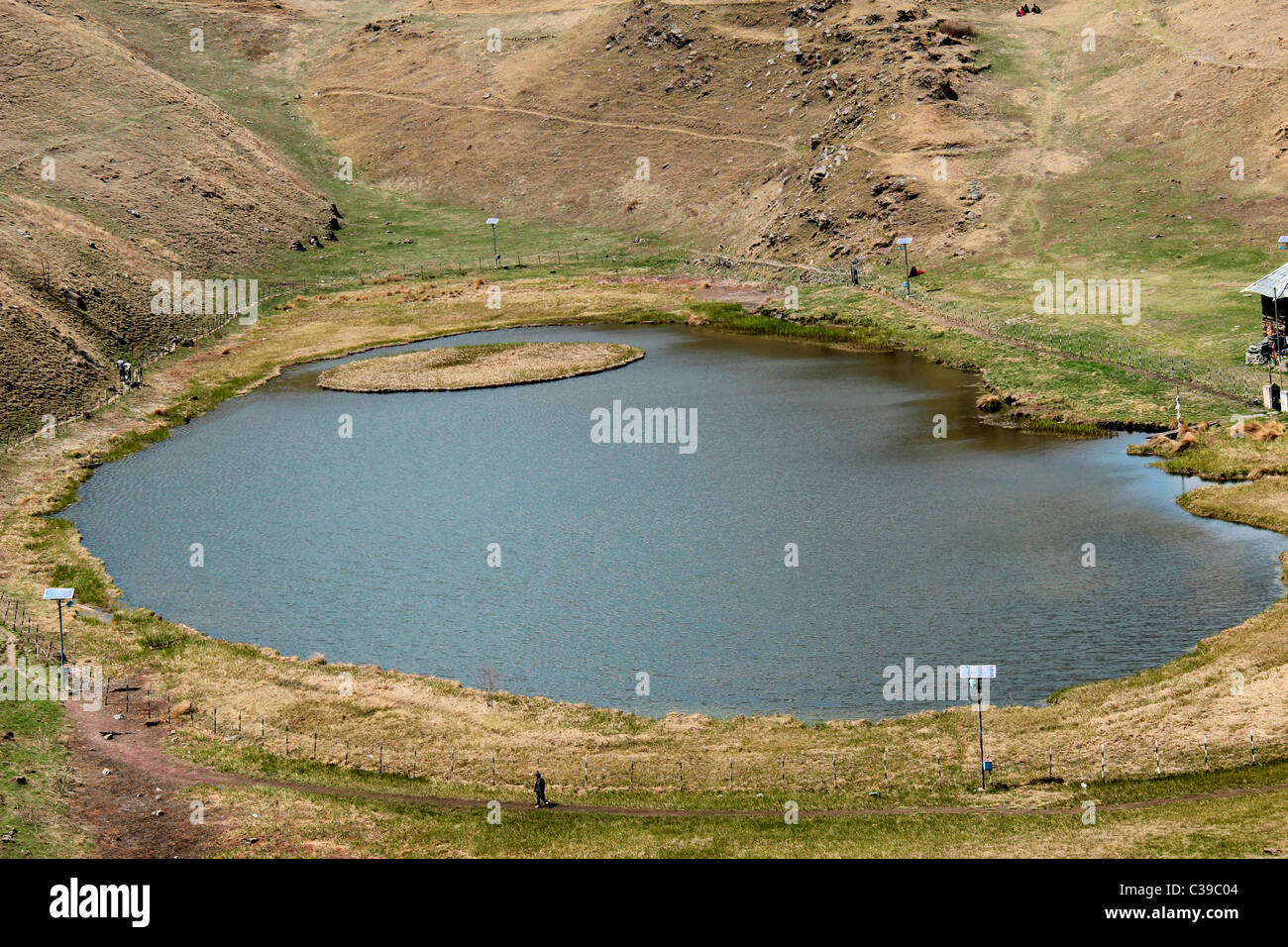Lago Prashar,Mandi distretto di Himachal Pradesh, India Foto Stock