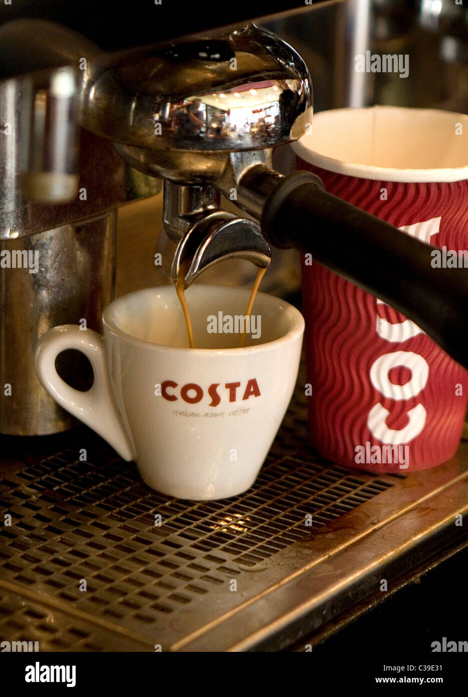 Immagine illustrativa di un caffè Costa filiale. Foto Stock