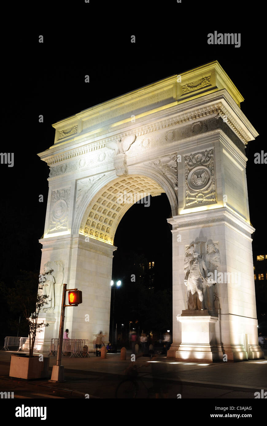 Washington Square Arch, una famosa George Washington Memorial nel West Village di New York City. Foto Stock