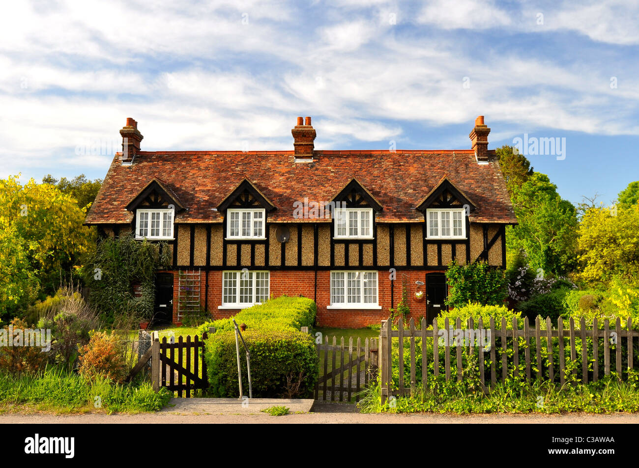 Tudor cottages in villaggio Hexton, Bedfordshire Foto Stock