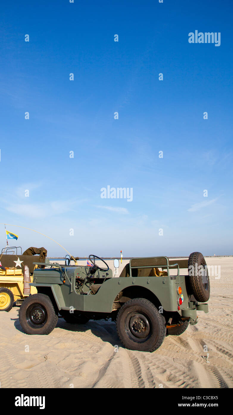 US Army veicolo sulla spiaggia Foto Stock