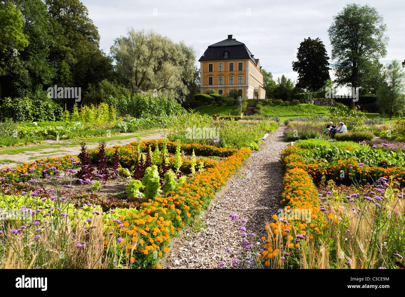 Giardini di cibo e i visitatori a Nynäs Slott in Nynäs Riserva Naturale. Foto Stock