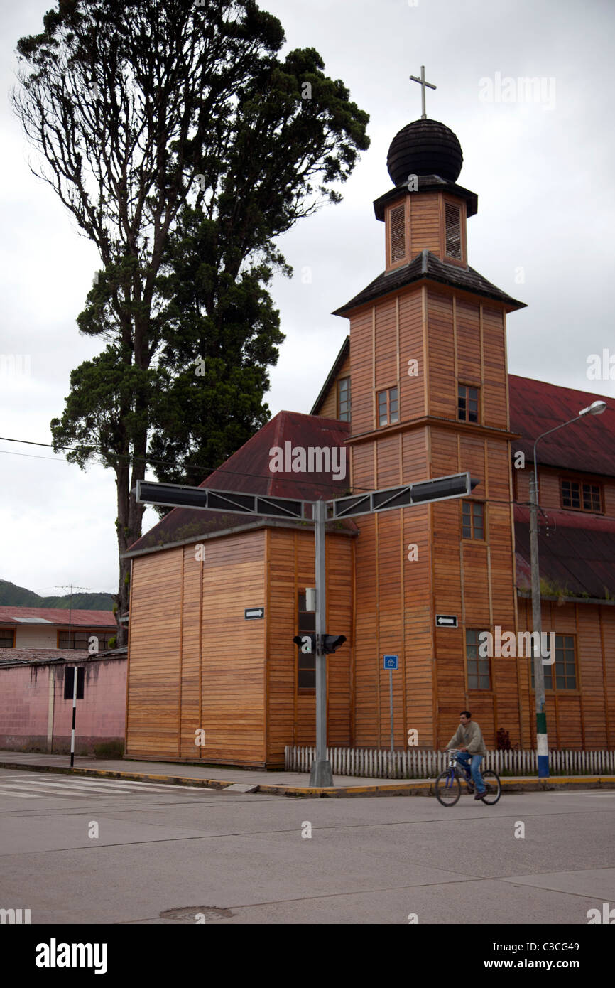 Oxapampa, una rara tedesco insediamento austriaco in Perù di alta Amazon, famoso per la sua tradizionale architettura tirolese e la cultura. Foto Stock