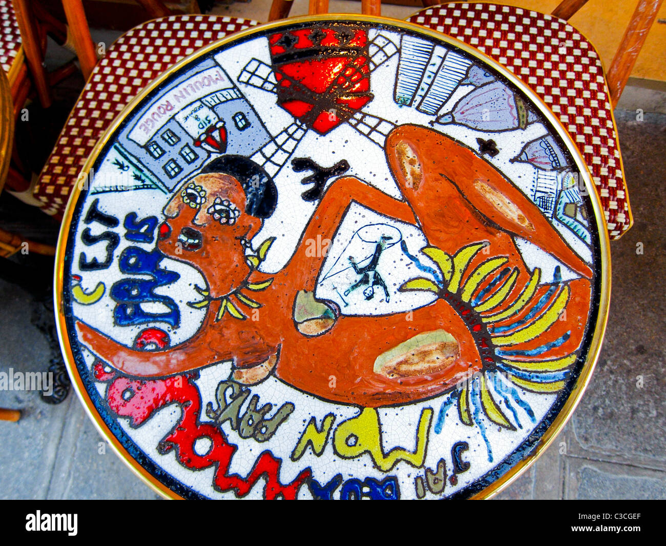 Parigi, Francia, Parigino Bistro Restaurant, 'The Christ Inn's Bistrot', nel quartiere Les Halles, dettaglio Tavola d'arte, avanguardia parigi Foto Stock