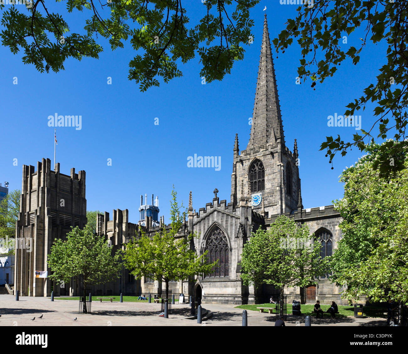 Sheffield Cathedral (Chiesa Cattedrale di San Pietro e di San Paolo), Sheffield South Yorkshire, Regno Unito Foto Stock