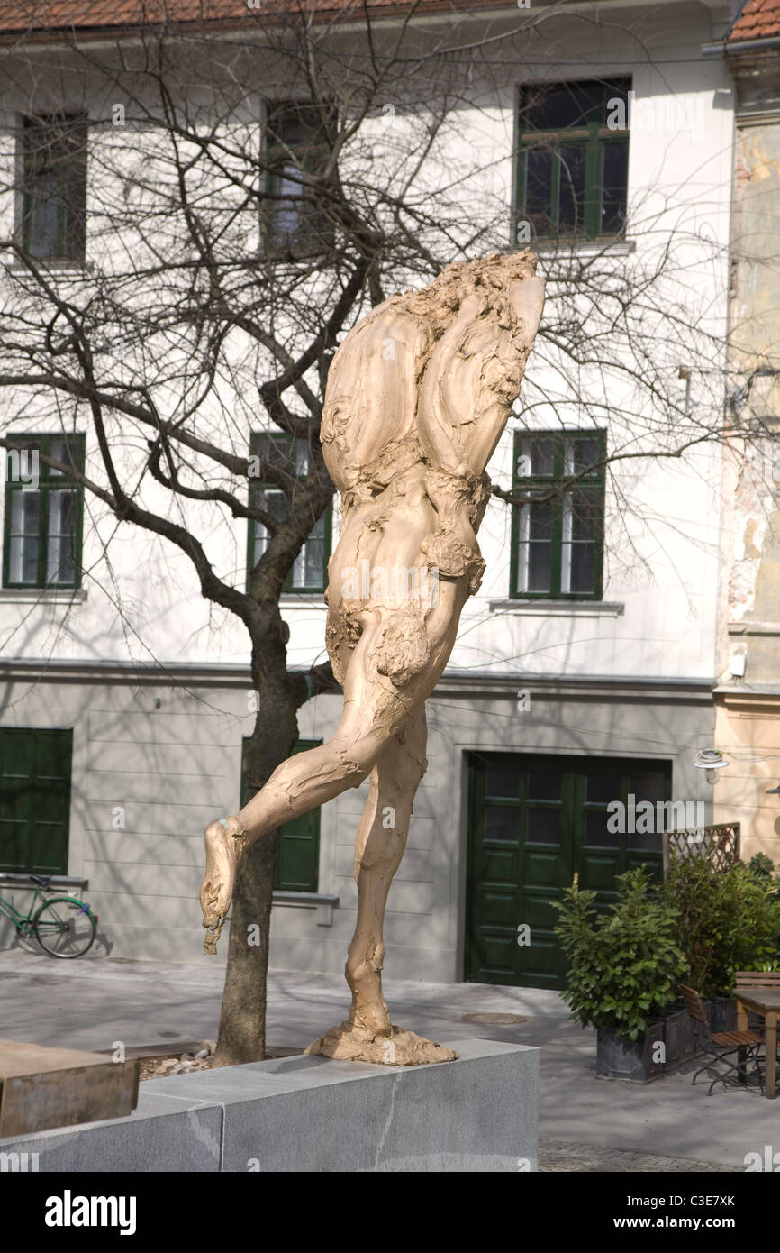 Statua sul ponte di macellai di Ljubljana, Slovenia Foto Stock