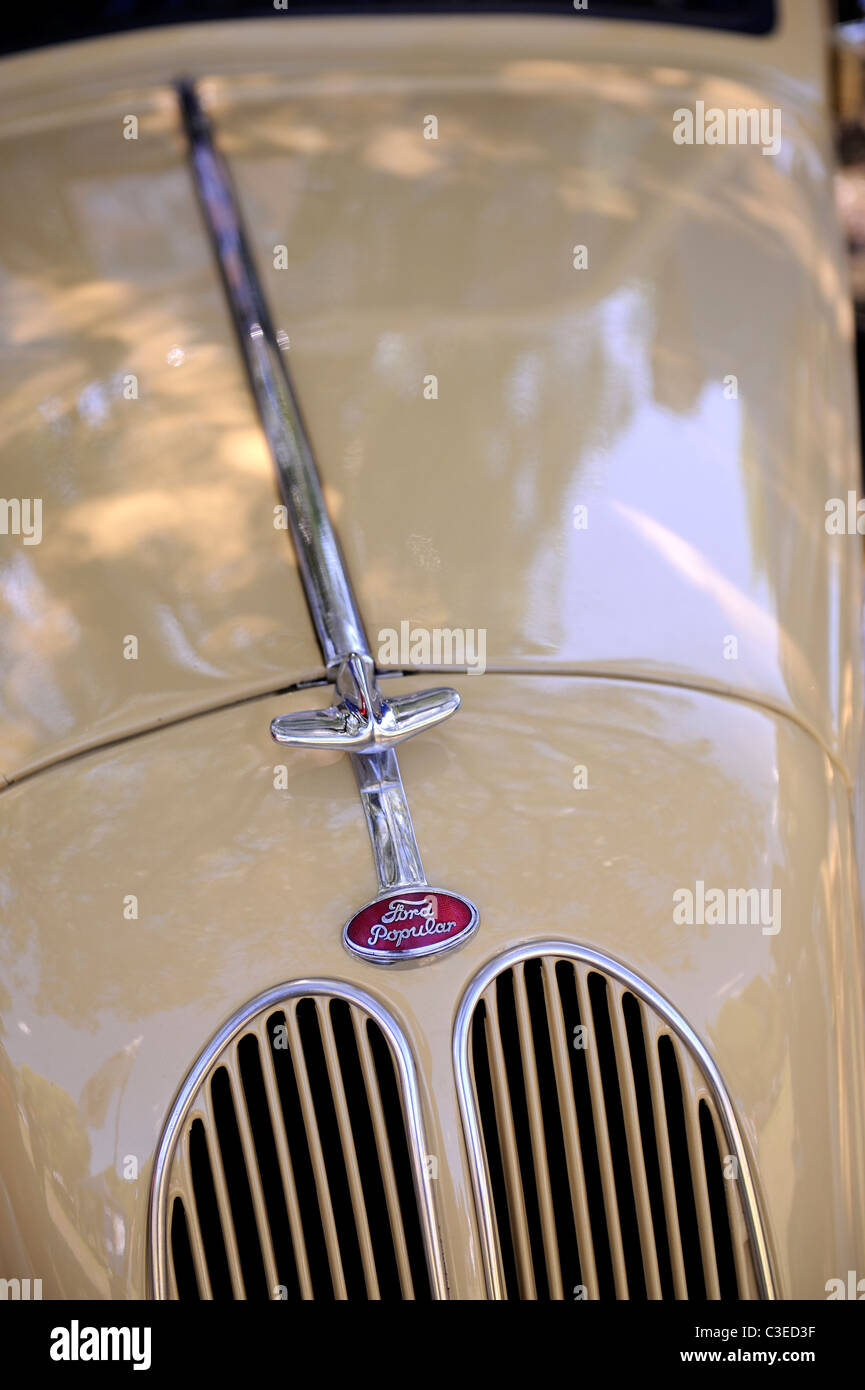 Vintage Ford popolare, un classico British Motor Car Foto Stock