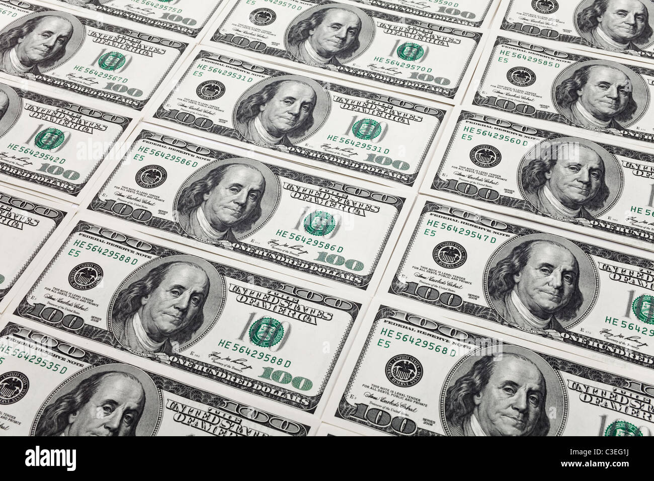 Centinaia di nuove fatture del dollaro per lo sfondo Foto Stock