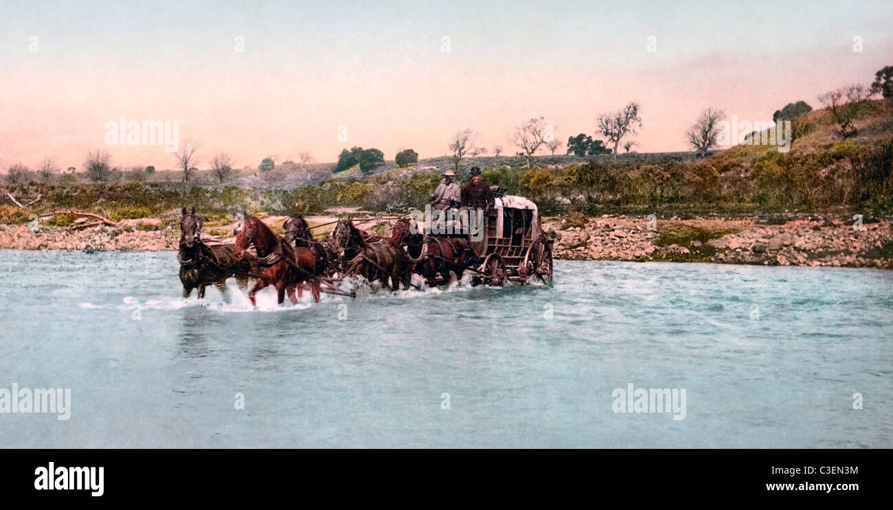 Guadato il Santa Inez River, California, circa 1900 Foto Stock