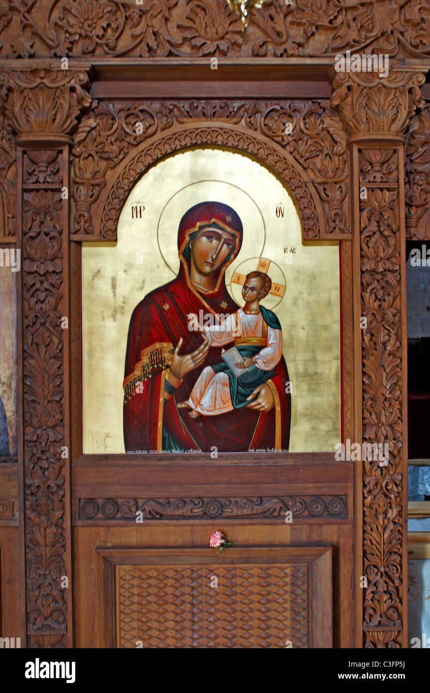L Icona della Vergine Maria all'incredibile monastero abbandonato di Panagia tou Sinti nella valle Xeros Foto Stock