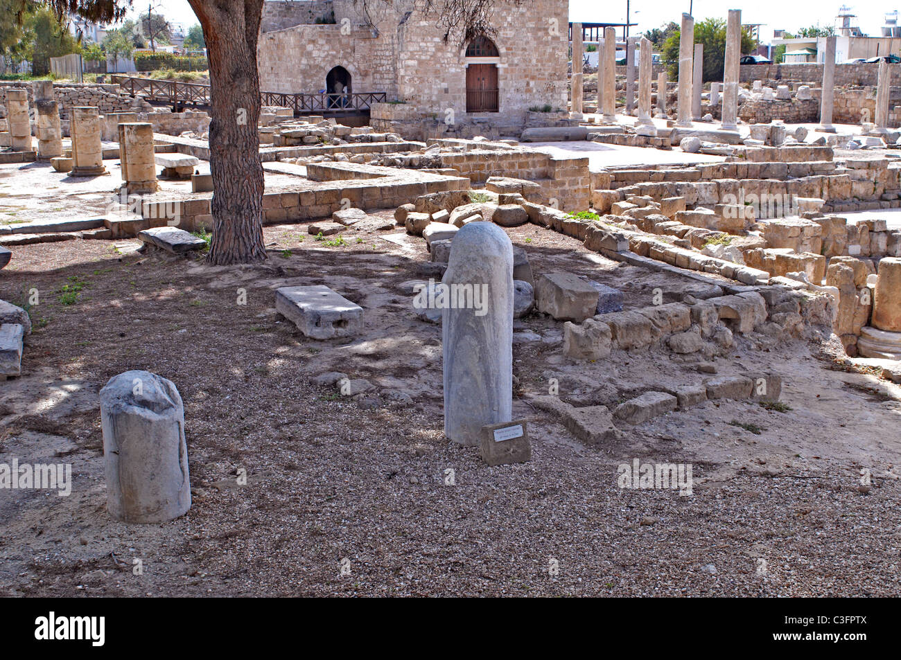 Le rovine della romana e bizantina del XII secolo la chiesa di Agia Kyriaki in Paphos Foto Stock