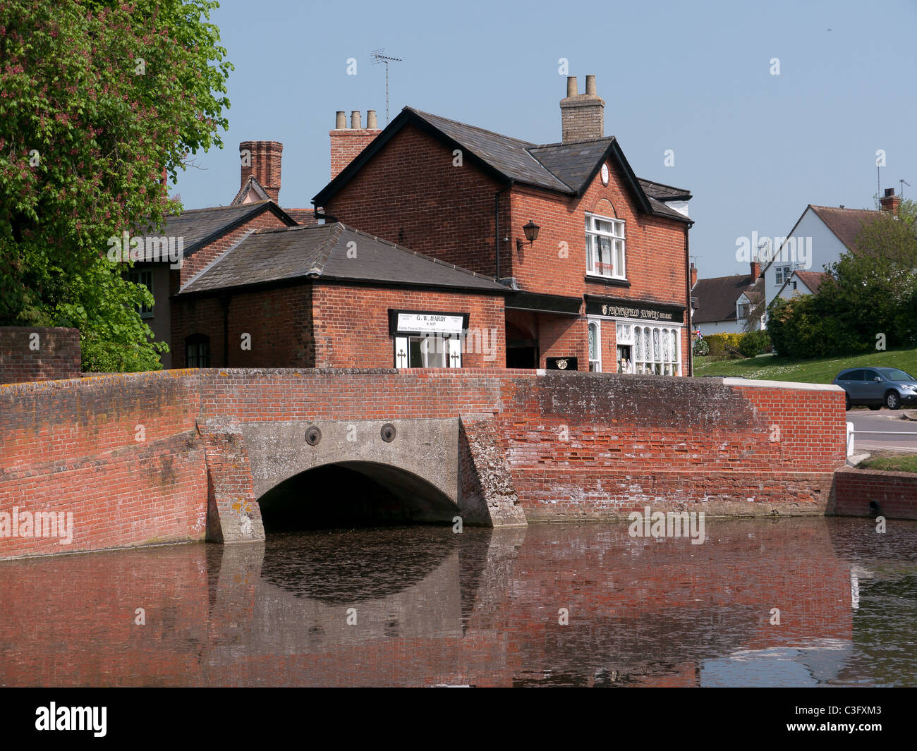 Il Ponte sul laghetto nel villaggio di Finchingfield, Essex Foto Stock