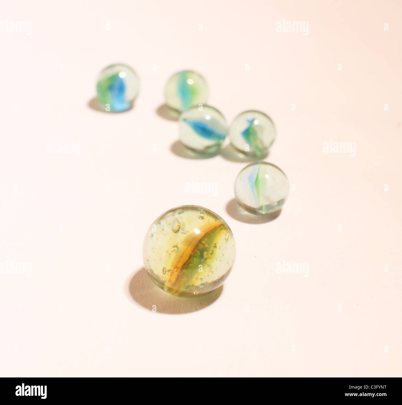 Marmi su sfondo bianco Foto Stock