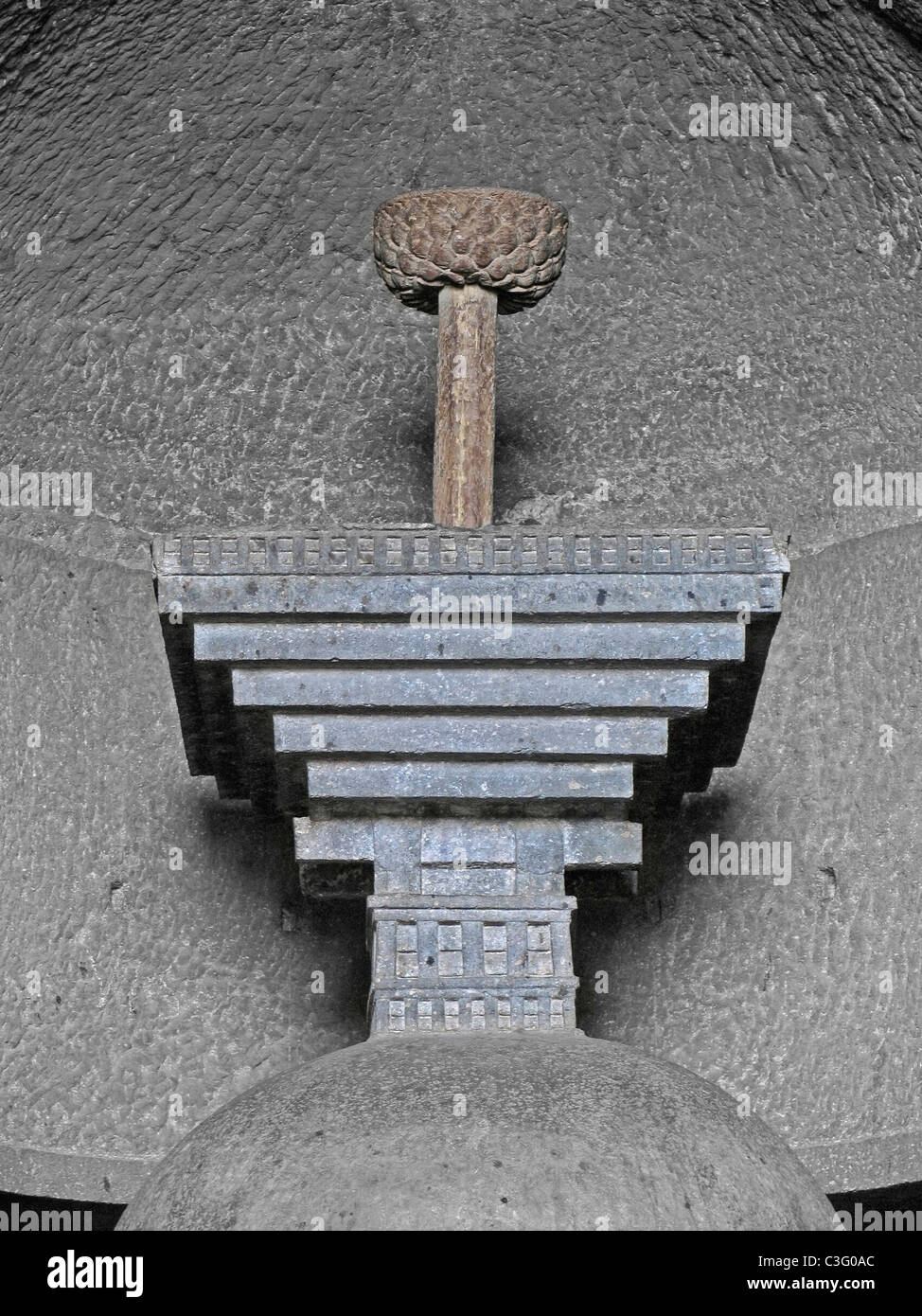 Il carving a Bedsa grotte buddista, 1000 anni, Bedsa, Maharashtra, India Foto Stock