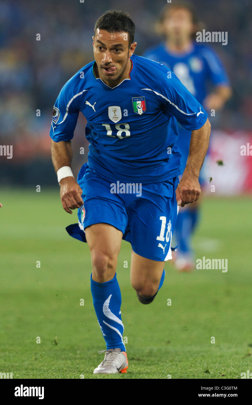 Fabio Quagliarella dell Italia in azione durante una FIFA World Cup Soccer match contro la Slovacchia Giugno 24, 2010 a Ellis Park Stadium. Foto Stock
