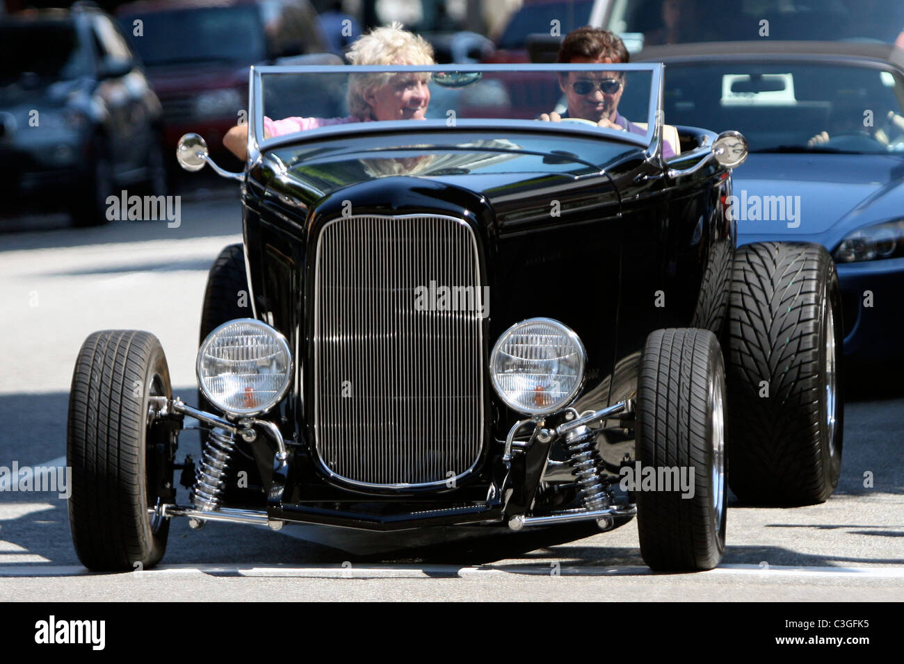 Sylvester stallone drives hot rod immagini e fotografie stock ad alta ...