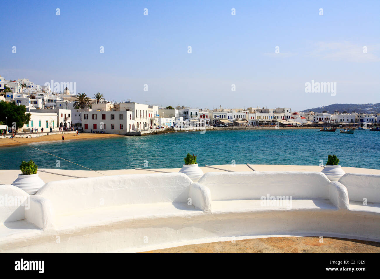 La vista del porto di Mykonos isola cicladi grecia Unione europea Europa Unuion Foto Stock