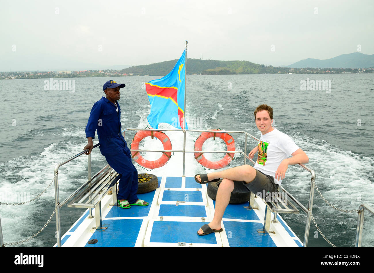 Barca veloce servizio tra Goma e Bukavu sul Lago Kivu tra Rwanda e Repubblica Democratica del Congo, Africa Foto Stock