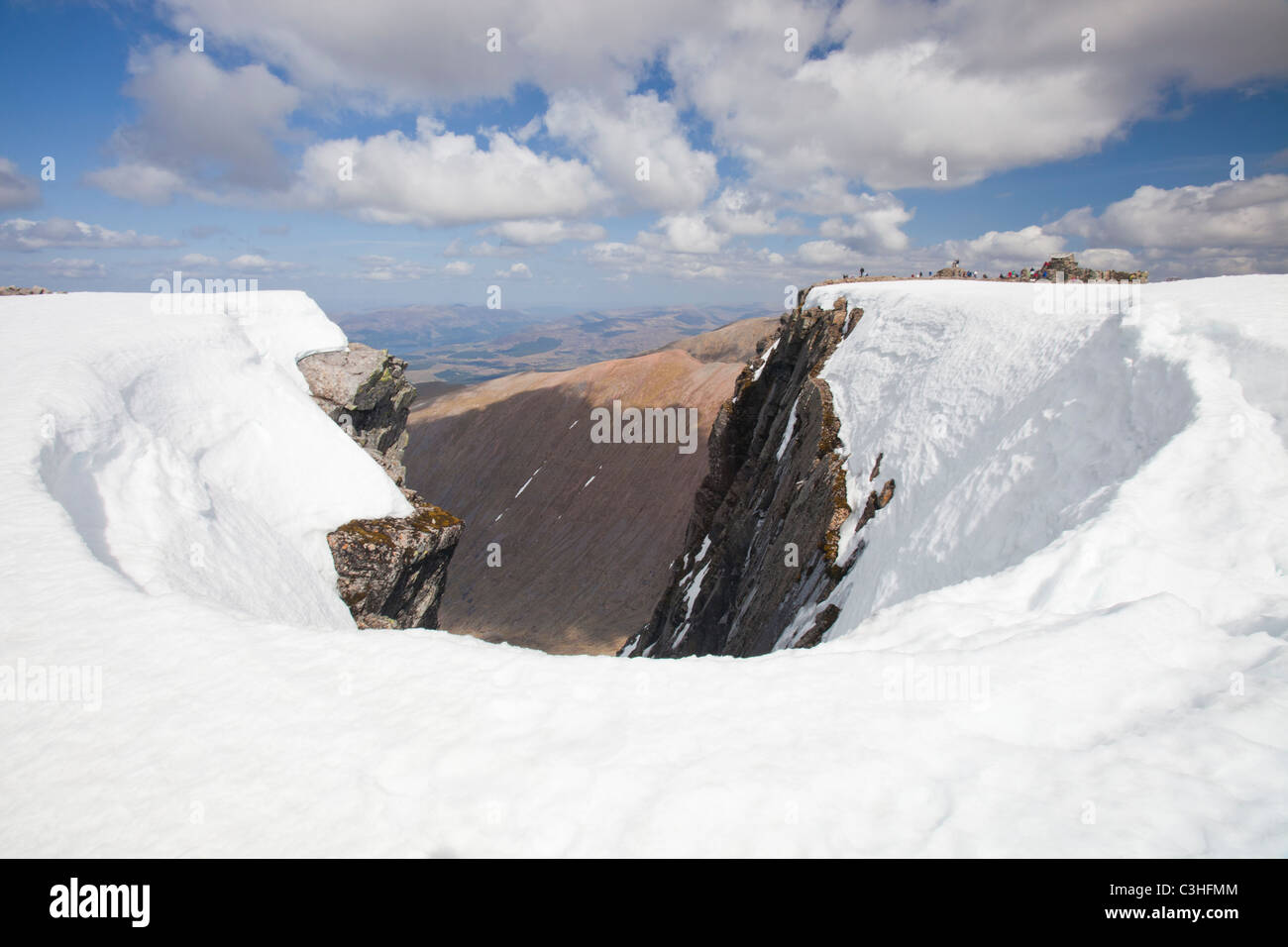 Le scogliere del nord del Ben Nevis dal Plateau Sommitale. Foto Stock