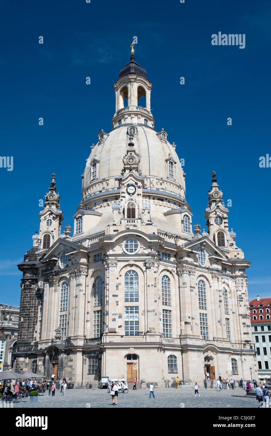 Esterno della famosa Frauenkirche (Chiesa di Nostra Signora) Chiesa di Dresda in Sassonia Germania Foto Stock