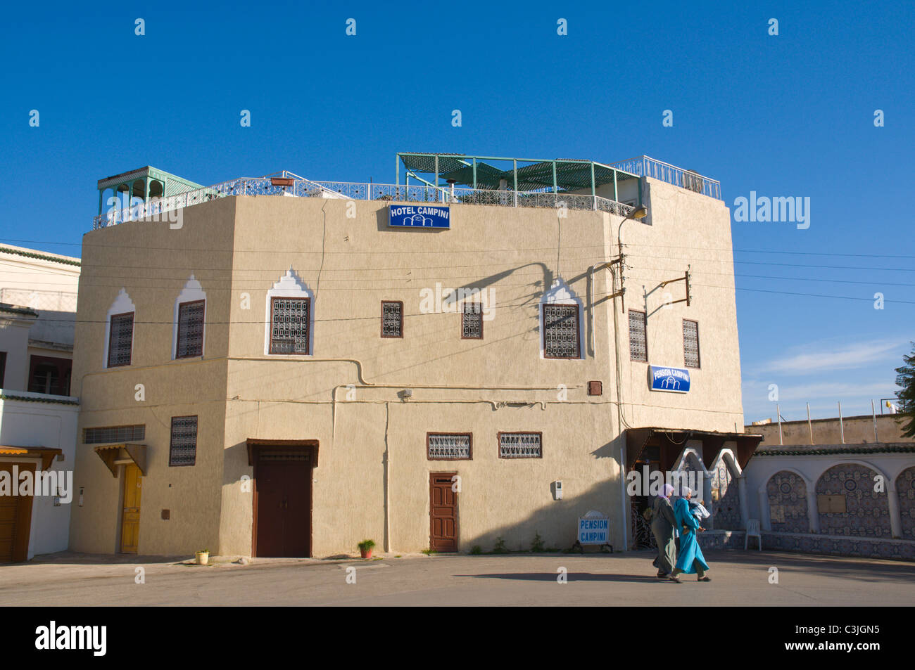 Hotel Campini esterno Rue Campini street Medina città vecchia Fez Marocco settentrionale Africa Foto Stock