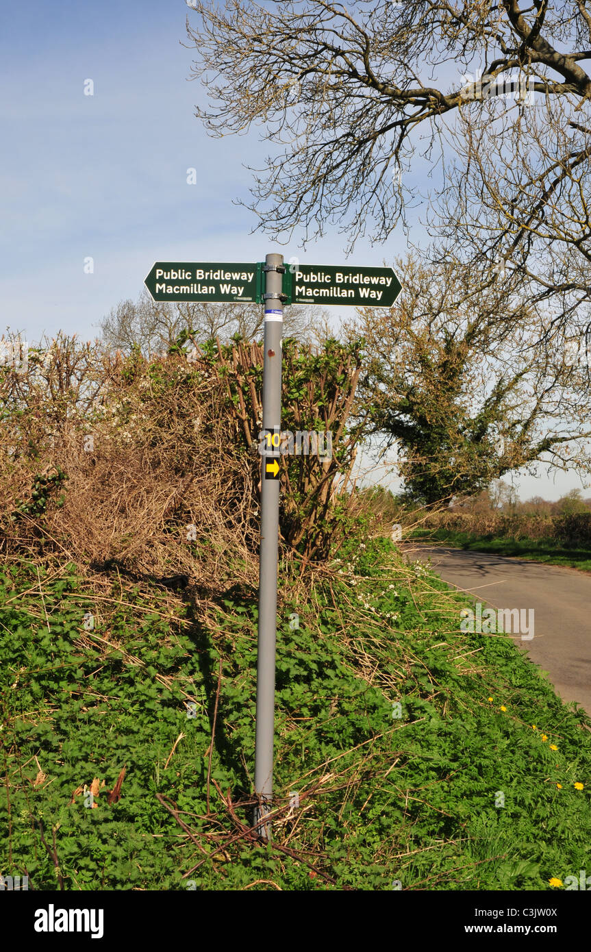 MacMillan modo segno bridleway vicino a Lower Slaughter, Gloucestershire Foto Stock