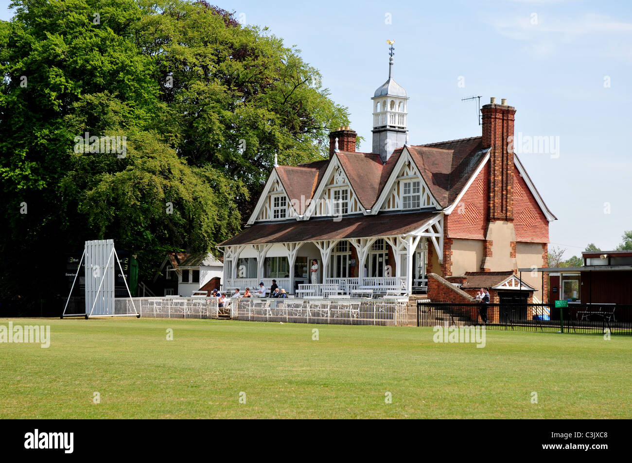 Cricket pavilion, i parchi Universitari, Oxford, Oxfordshire Foto Stock
